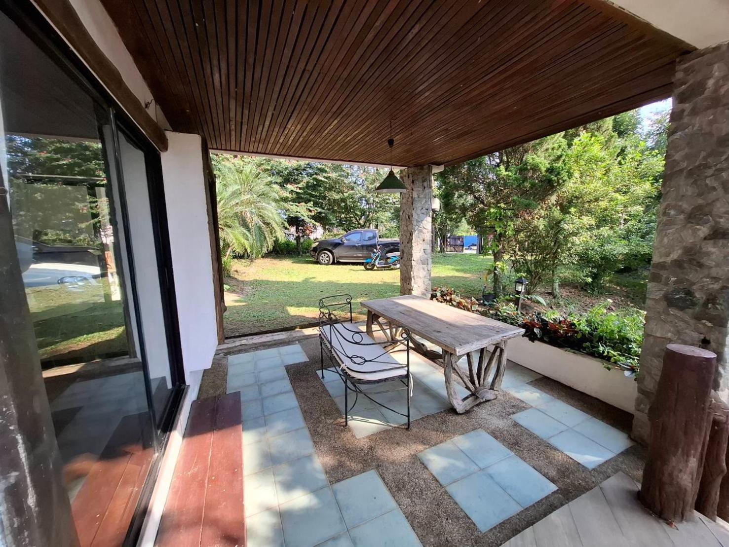 Balmy Hideout Cafe & Homestay Ban Huai Kaeo Dış mekan fotoğraf